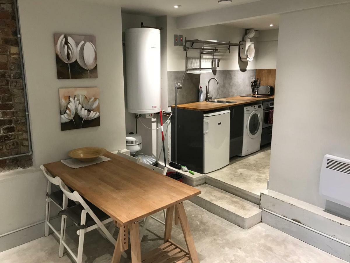 Hoxton Subterranean Appartment Лондон Экстерьер фото